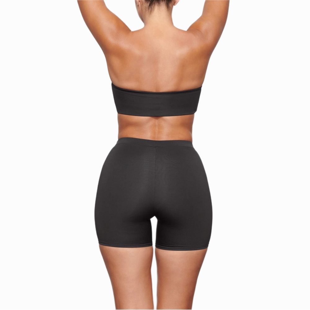 (Sold) Skims Fits Everybody Biker Short Black Onyx Loungewear Bike Legging Kim K - Picture 3 of 7